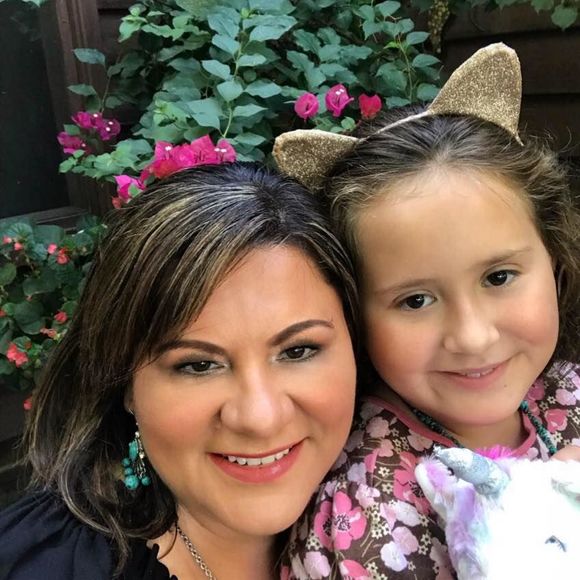 Meet your Posher, Daniela - Picture 1 of 1